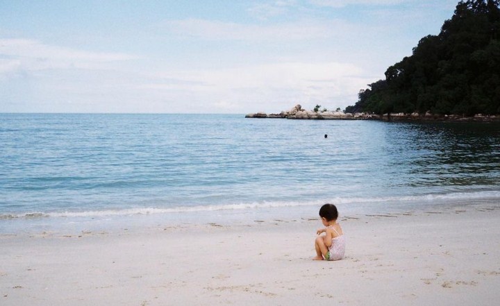 Keindahan Pulau Nipah Keindahan Pulau Nipah